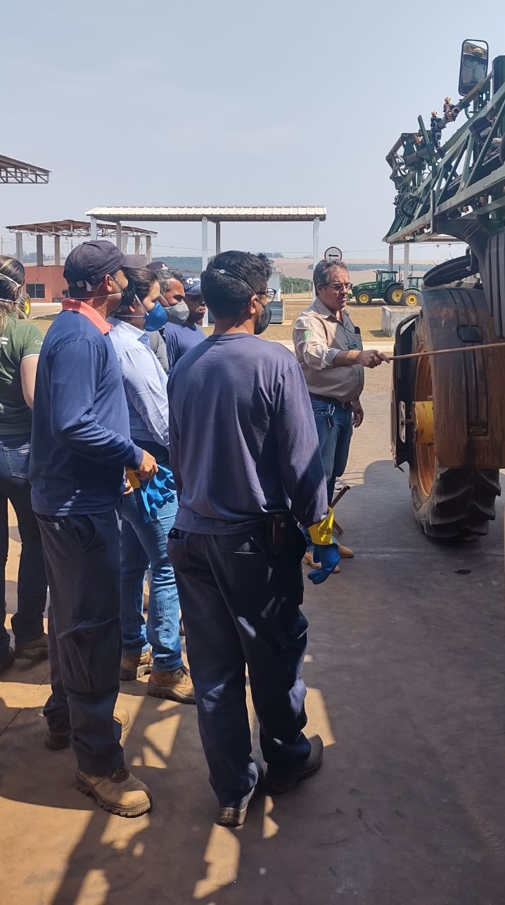 Treinamento aplicação de defensivos agrícolas pulverizador autopropelido 17 9 22 1